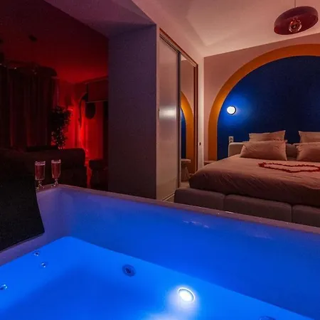 Casa Calypso, Your Romantic Bubble * Dijon