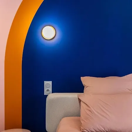 Casa Calypso, Your Romantic Bubble Dijon